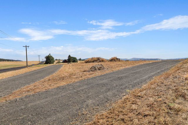 8054 E Mt Spokane Park Dr, Spokane, WA 99021