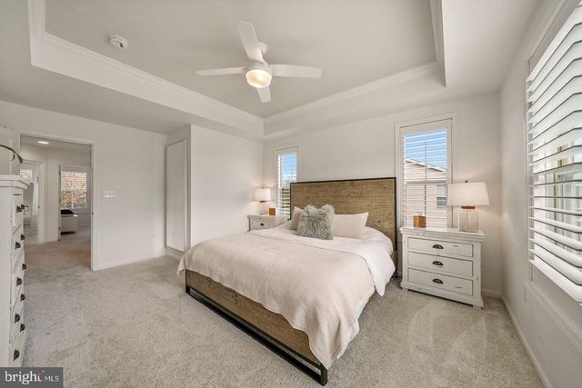 6755 PINCHOT LN, Haymarket, VA 20169