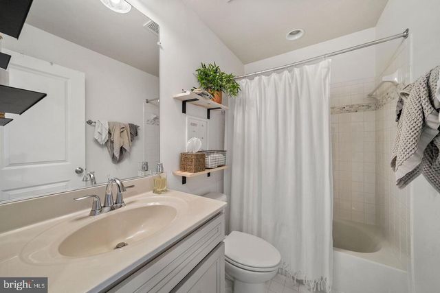 6755 PINCHOT LN, Haymarket, VA 20169