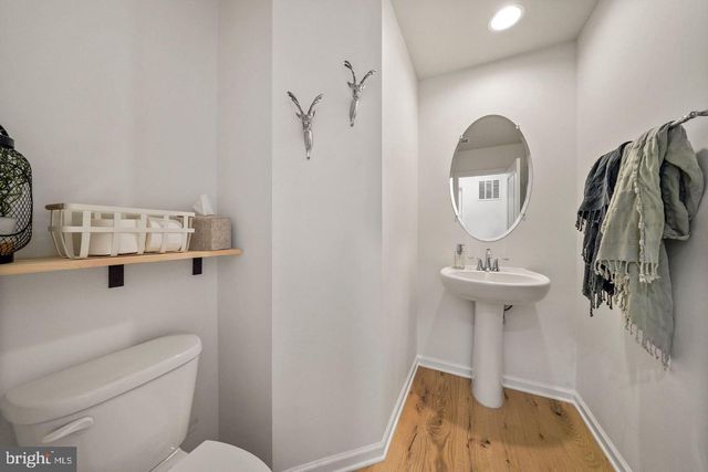 6755 PINCHOT LN, Haymarket, VA 20169