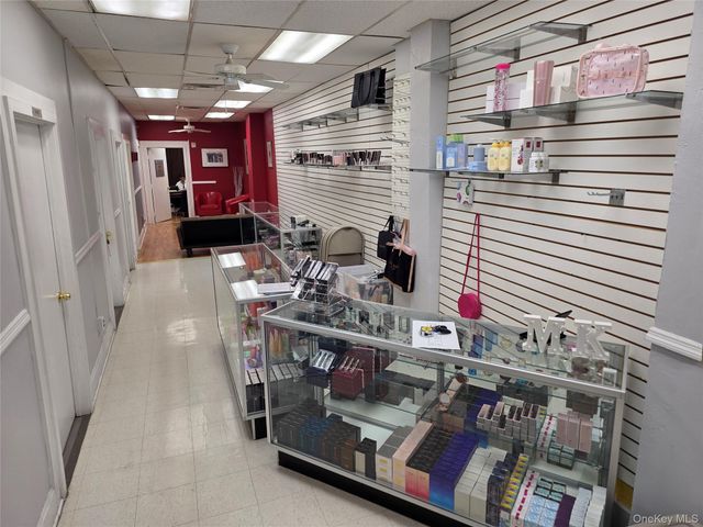 328 Main Street, Poughkeepsie, NY 12601