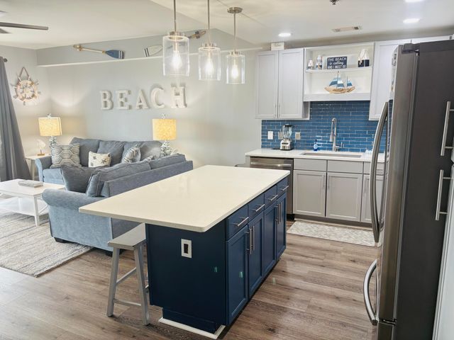 9860 S Thomas Drive UNIT 214, Panama City Beach, FL 32408