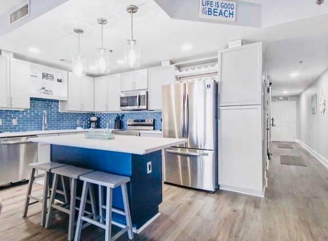 9860 S Thomas Drive UNIT 214, Panama City Beach, FL 32408