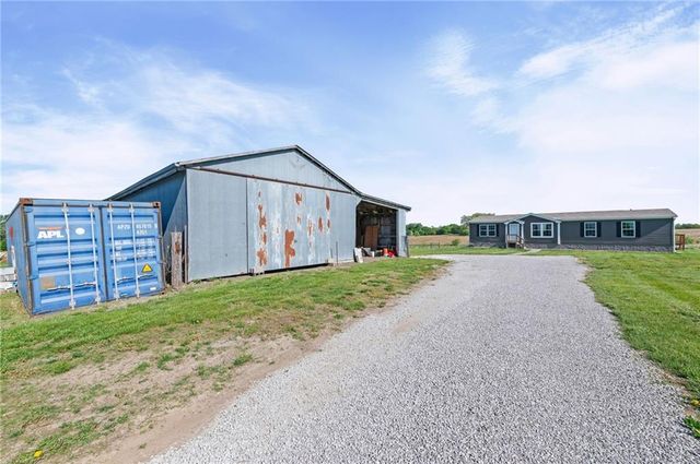 600 NW 305th Street, Plattsburg, MO 64477