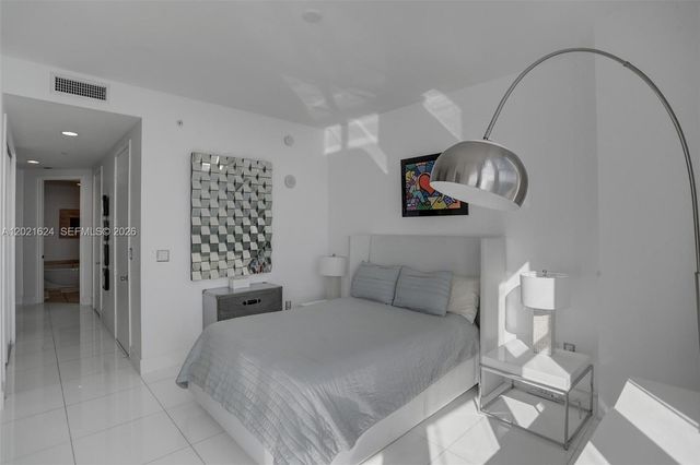 18201 COLLINS AV 4108, Sunny Isles Beach, FL 33160