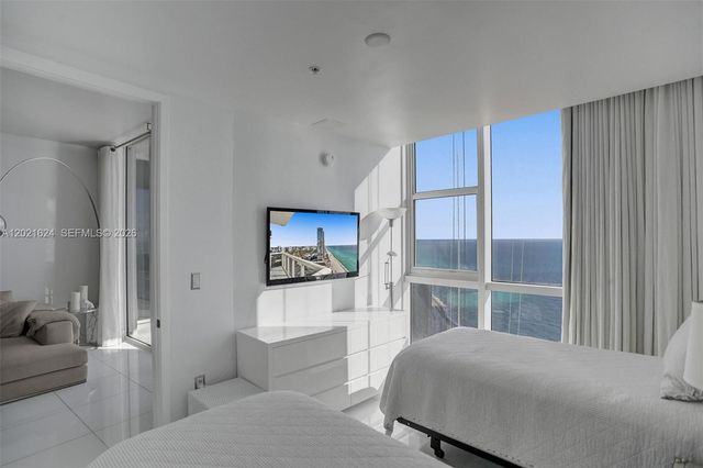 18201 COLLINS AV 4108, Sunny Isles Beach, FL 33160