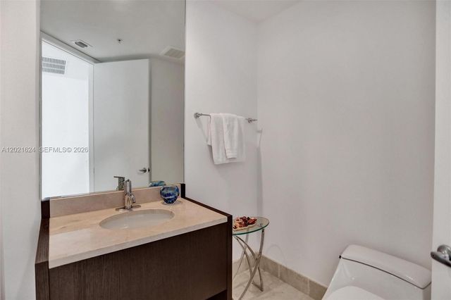 18201 COLLINS AV 4108, Sunny Isles Beach, FL 33160