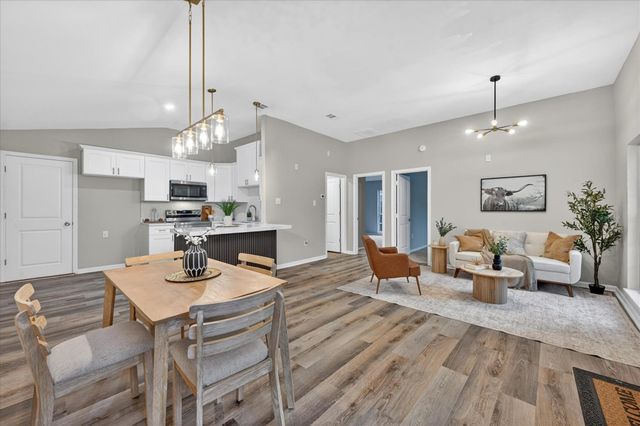 538 Pemberton Hill Road, Dallas, TX 75217