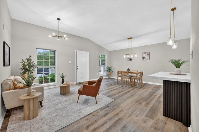 538 Pemberton Hill Road, Dallas, TX 75217