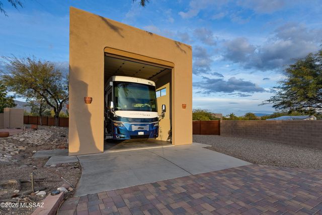 650 E Agave Drive, Tucson, AZ 85704