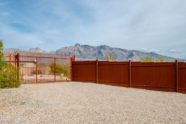 650 E Agave Drive, Tucson, AZ 85704