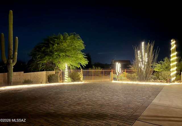 650 E Agave Drive, Tucson, AZ 85704