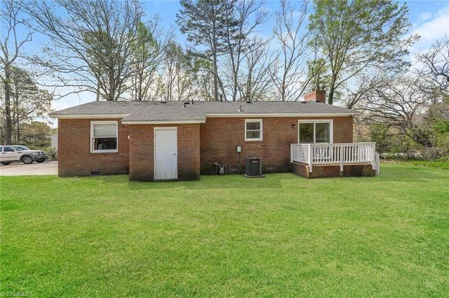 1118 English Street, Greensboro, NC 27401