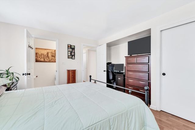 1 Marc Dr 1A-10, Plymouth, MA 02360