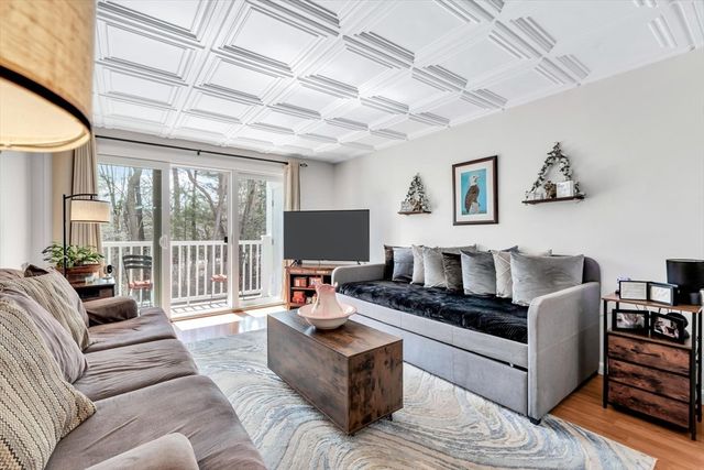 1 Marc Dr 1A-10, Plymouth, MA 02360