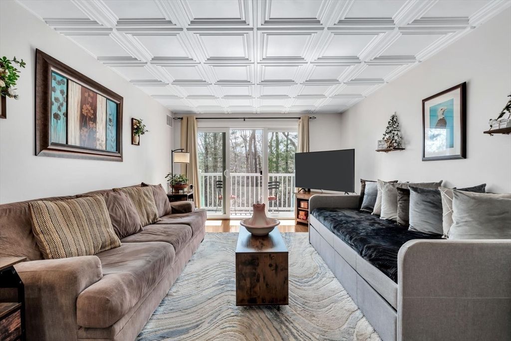 1 Marc Dr 1A-10, Plymouth, MA 02360