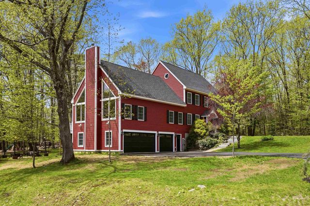 29 Overlook Drive, Newfields, NH 03856