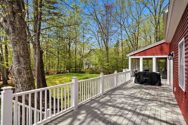 29 Overlook Drive, Newfields, NH 03856
