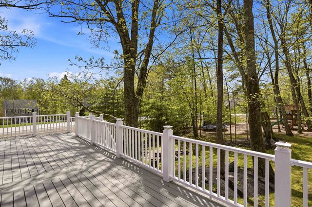 29 Overlook Drive, Newfields, NH 03856