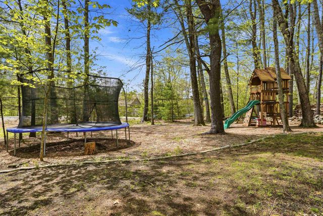29 Overlook Drive, Newfields, NH 03856