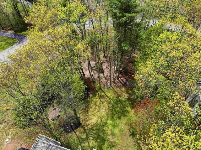 29 Overlook Drive, Newfields, NH 03856