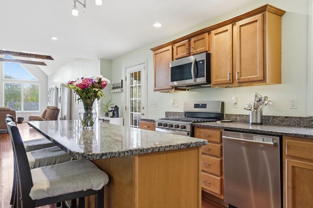 29 Overlook Drive, Newfields, NH 03856