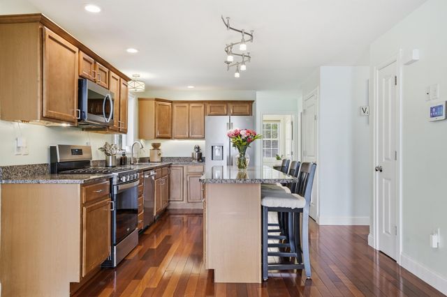 29 Overlook Drive, Newfields, NH 03856