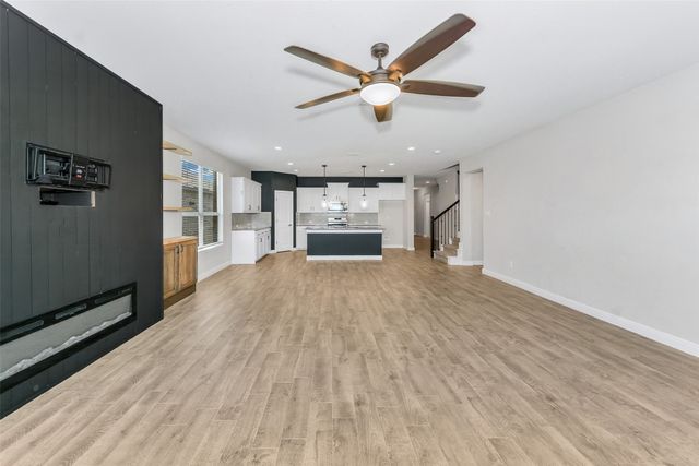 11524 Leeson Street, Fort Worth, TX 76052