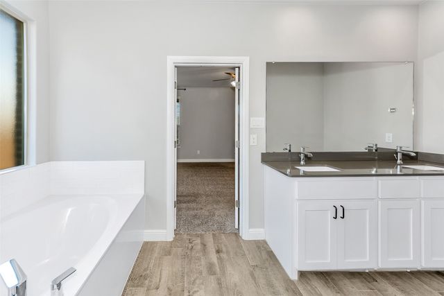 11524 Leeson Street, Fort Worth, TX 76052