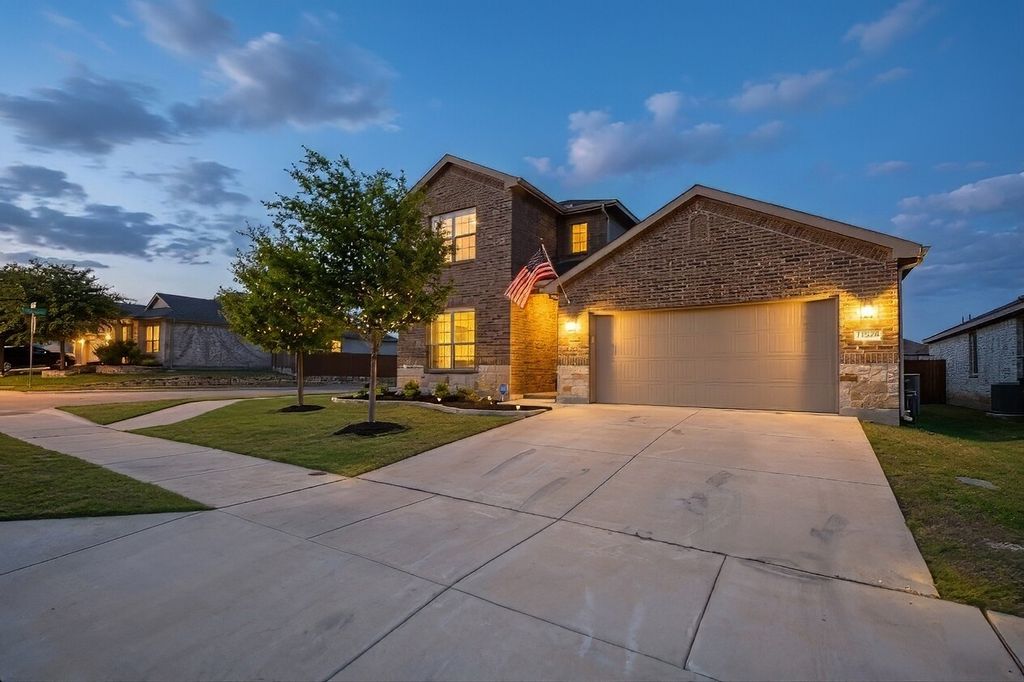 11524 Leeson Street, Fort Worth, TX 76052