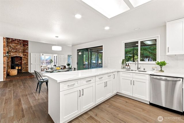 24270 229th Avenue SE, Maple Valley, WA 98038