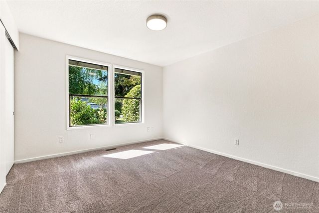 24270 229th Avenue SE, Maple Valley, WA 98038