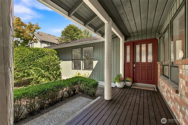 24270 229th Avenue SE, Maple Valley, WA 98038
