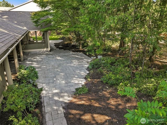 24270 229th Avenue SE, Maple Valley, WA 98038