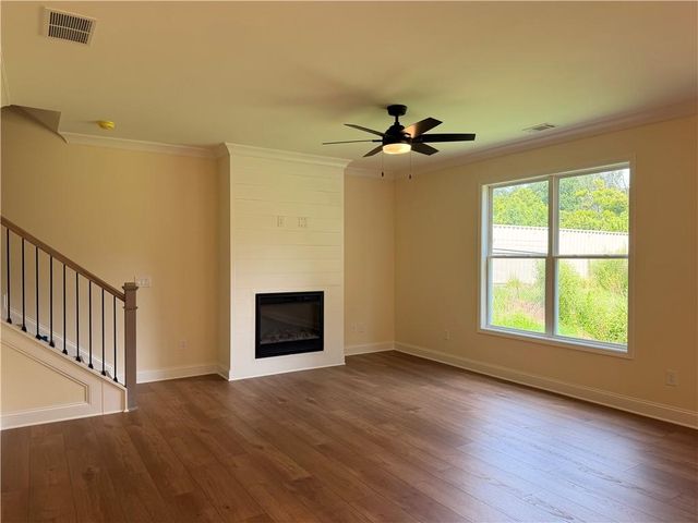 5201 Mulberry Street, Flowery Branch, GA 30542