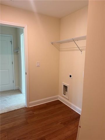 5201 Mulberry Street, Flowery Branch, GA 30542