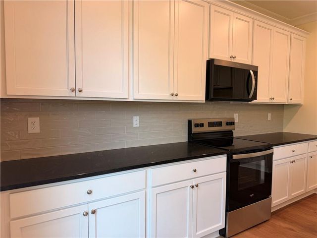 5201 Mulberry Street, Flowery Branch, GA 30542