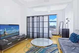 20 West St Apt 32C, New York City, NY 10004