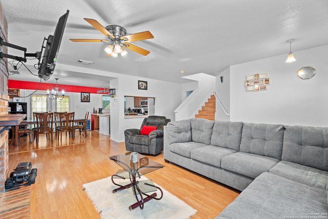1130 Stone Garden, New Braunfels, TX 78130
