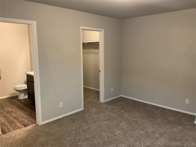2007 S 15th Street, Broken Arrow, OK 74012