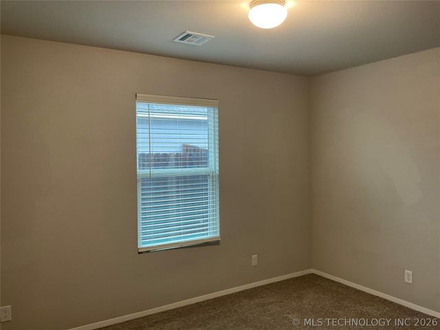 2007 S 15th Street, Broken Arrow, OK 74012