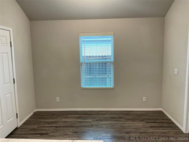 2007 S 15th Street, Broken Arrow, OK 74012