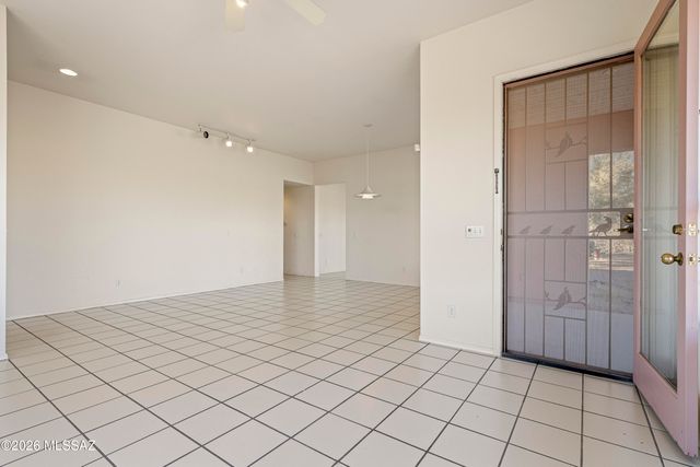 4350 W Flying Diamond Drive, Tucson, AZ 85742