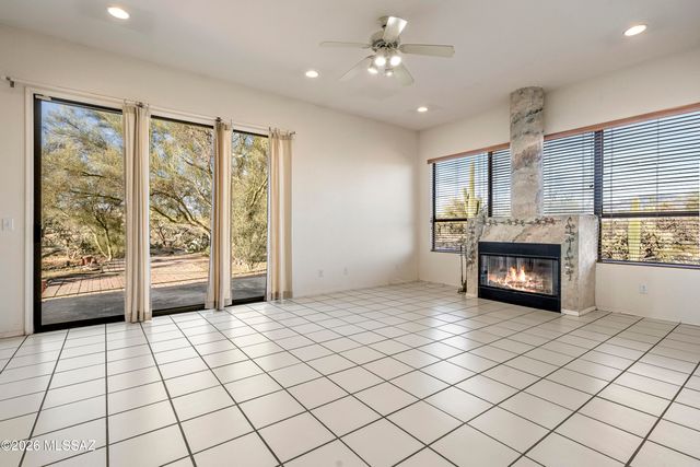 4350 W Flying Diamond Drive, Tucson, AZ 85742