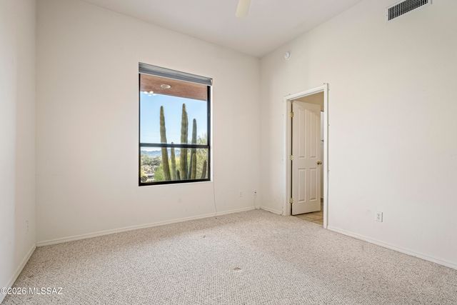 4350 W Flying Diamond Drive, Tucson, AZ 85742