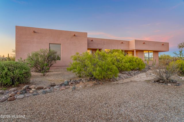 4350 W Flying Diamond Drive, Tucson, AZ 85742