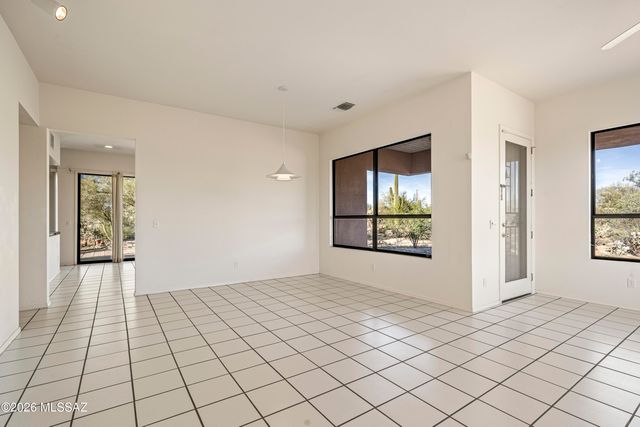 4350 W Flying Diamond Drive, Tucson, AZ 85742