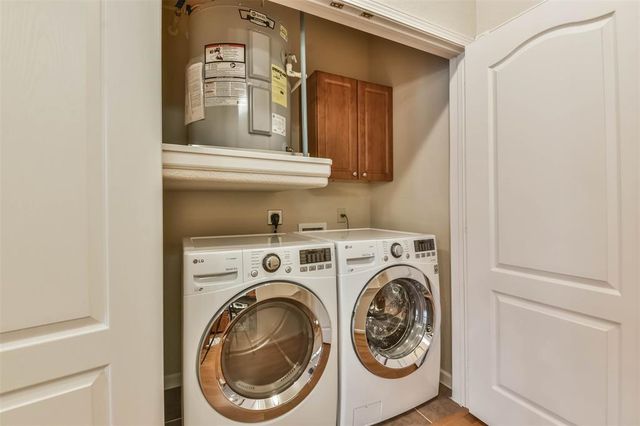 1711 Old Spanish Trail 310, Houston, TX 77054