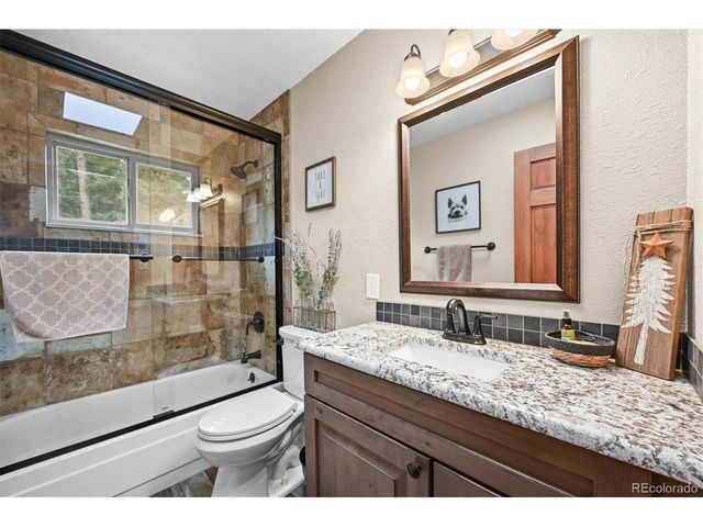 13540 Deer Ridge Way, Larkspur, CO 80118