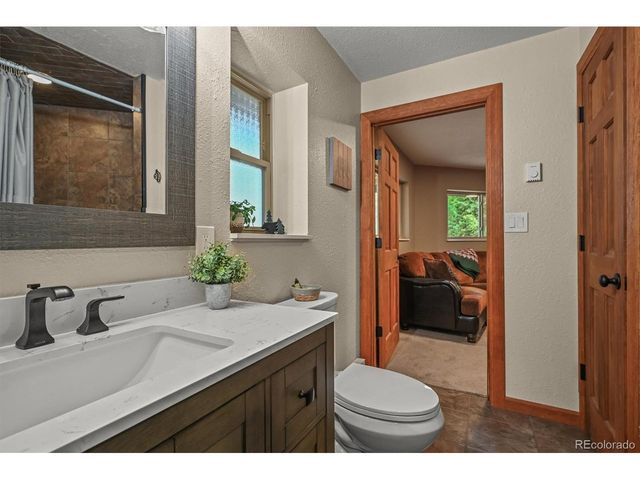 13540 Deer Ridge Way, Larkspur, CO 80118